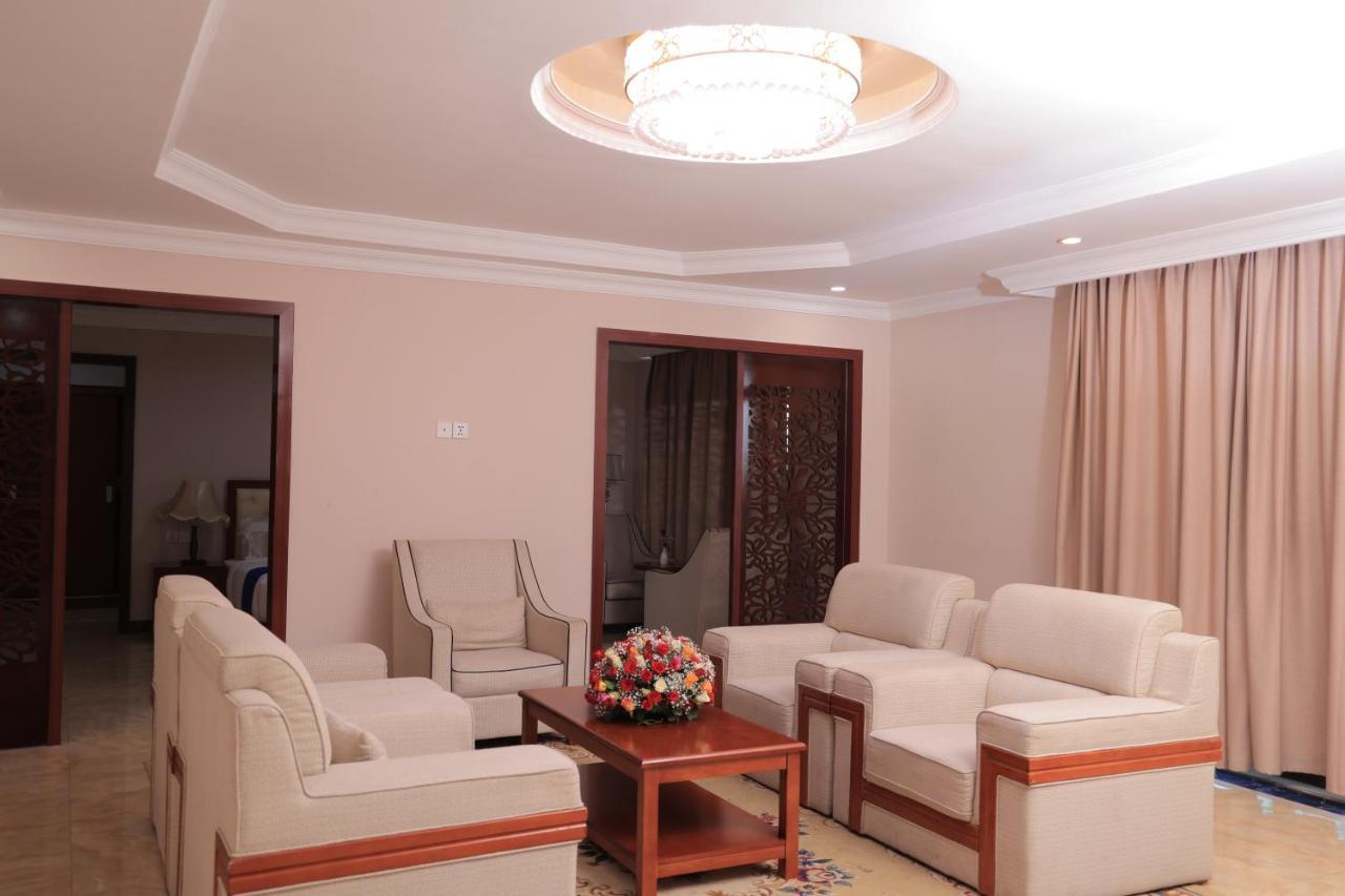 Tolip Olympia Hotel Addis Ababa Exterior foto